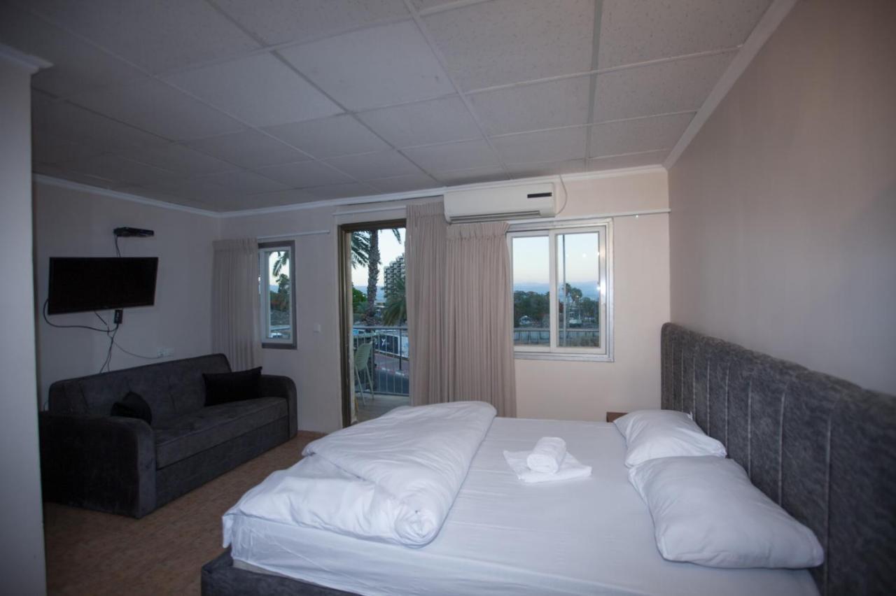 Puy Ahuzat Haosher Hotel Tiberias Kültér fotó