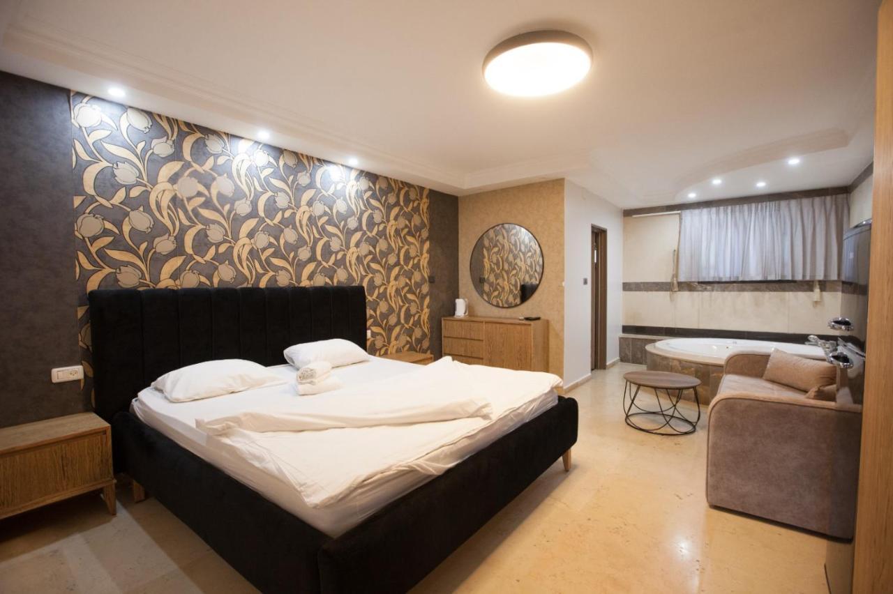 Puy Ahuzat Haosher Hotel Tiberias Kültér fotó