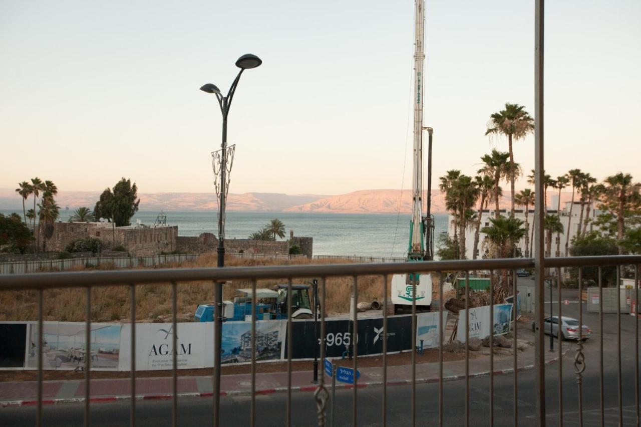 Puy Ahuzat Haosher Hotel Tiberias Kültér fotó