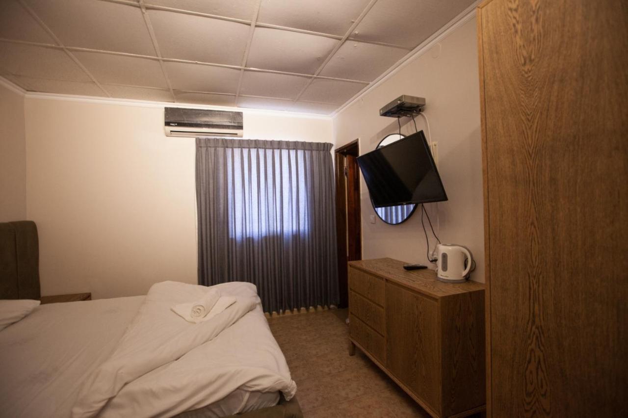 Puy Ahuzat Haosher Hotel Tiberias Kültér fotó