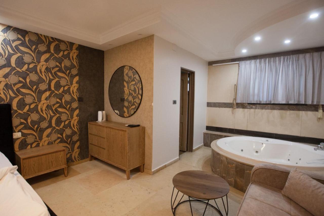 Puy Ahuzat Haosher Hotel Tiberias Kültér fotó