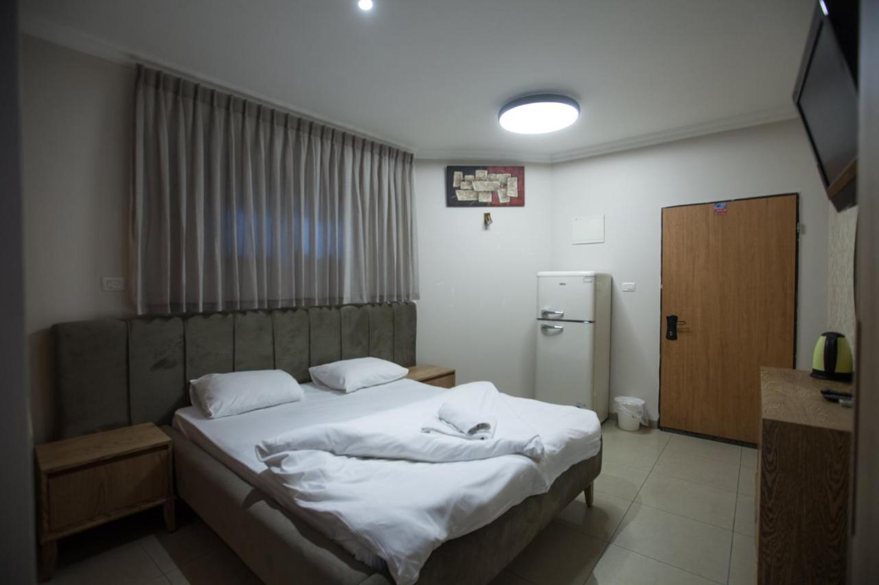 Puy Ahuzat Haosher Hotel Tiberias Kültér fotó